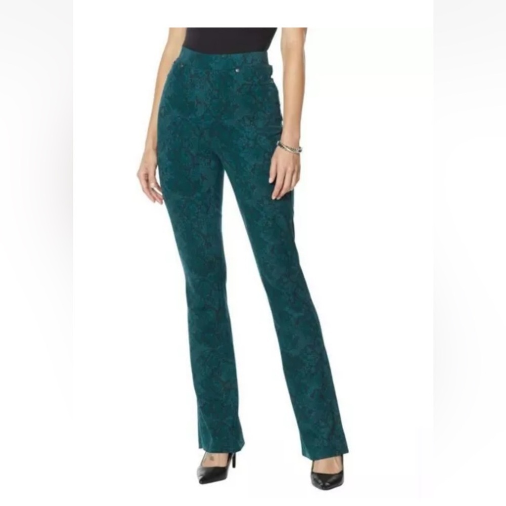 NWT DG2 Diane Gilman Green Snake Print Pull-On Stretch Ponte Bootcut Pants PXL
